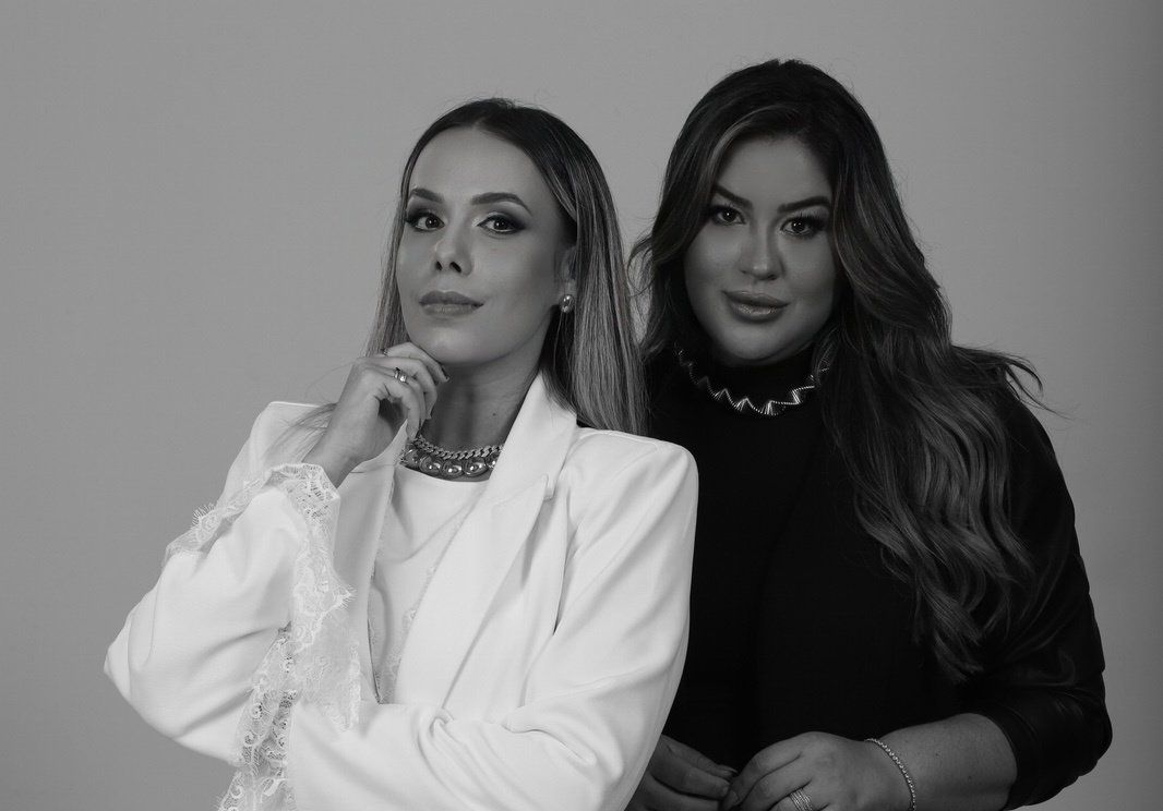 Luíza Moraes e Lethicia Tantaum