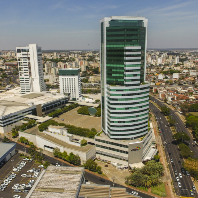 Uberlândia 138 anos: como o Complexo Corporativo Center Shopping contribui para o desenvolvimento da cidade
