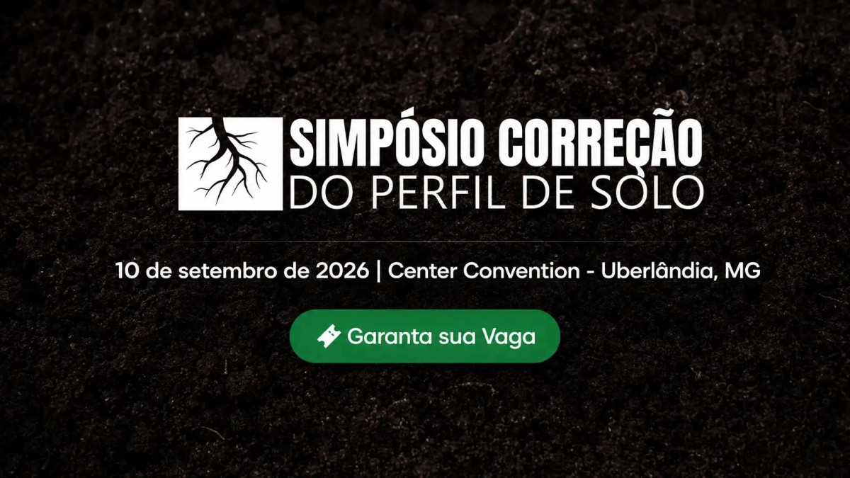Arte de divulgação do evento “Simpósio Correção do Perfil de Solo”, com data 10 de setembro de 2026 e local Center Convention em Uberlândia, MG, botão “Garanta sua Vaga” e fundo escuro com textura de solo.